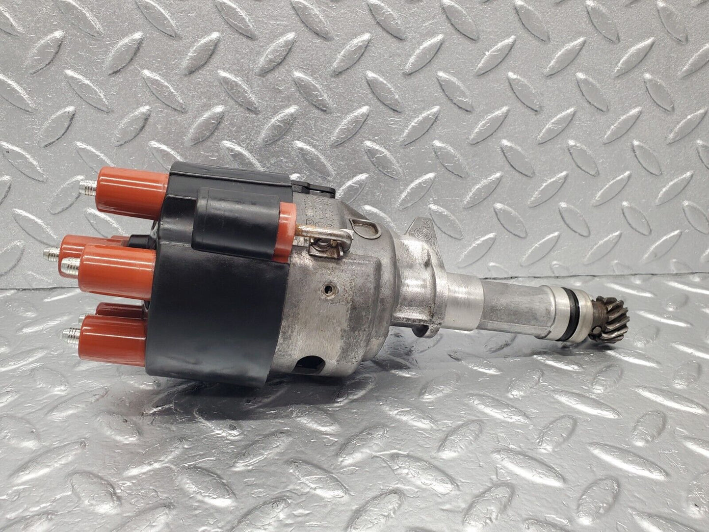 46595 Mercedes-Benz C123 280CE Coupe Ignition Distributor Bosch 0031580901 0237306045