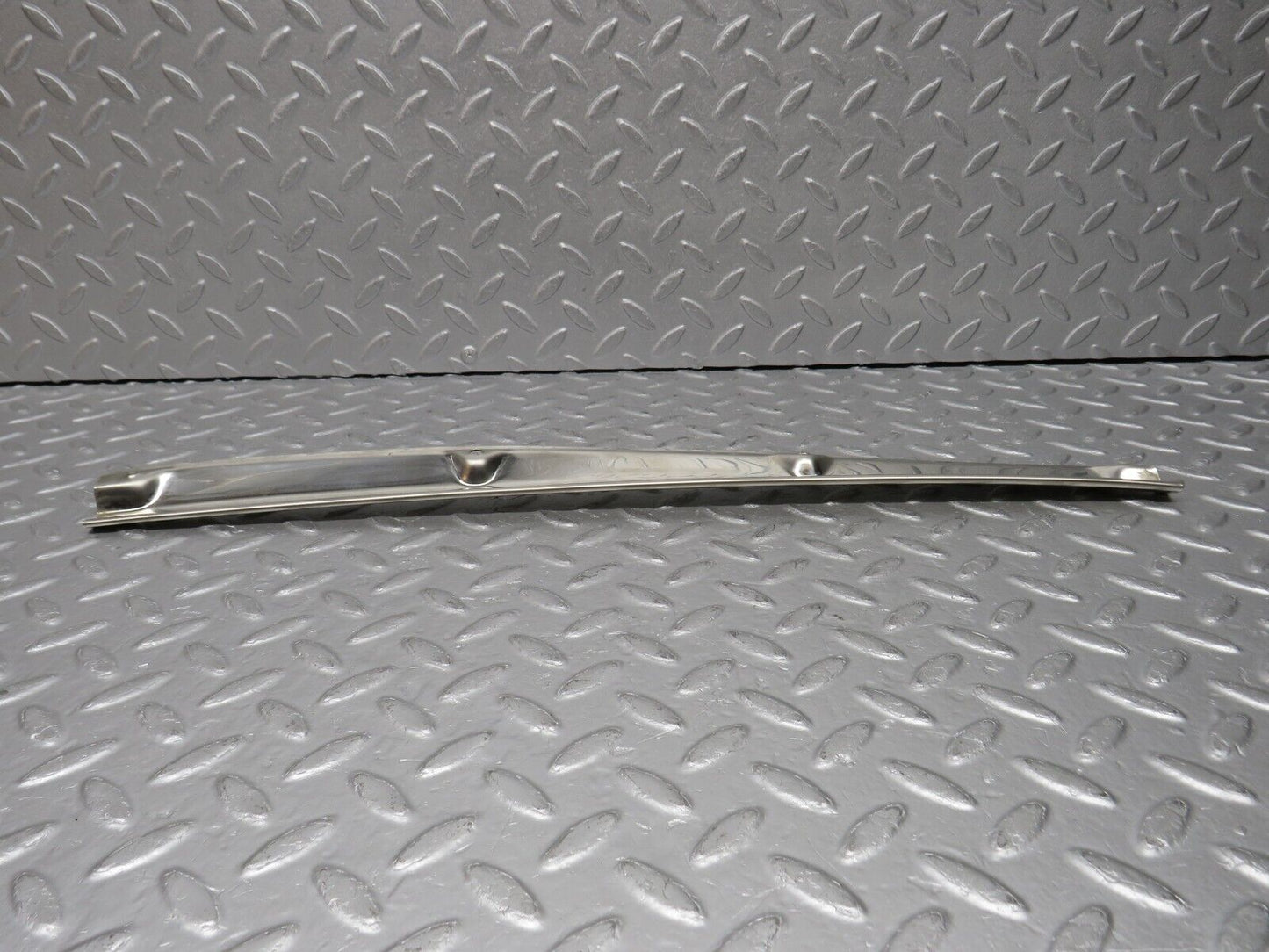 38594 Mercedes-Benz R129 280SL Coupe Folding Top Chrome Top Cover Trim Left
