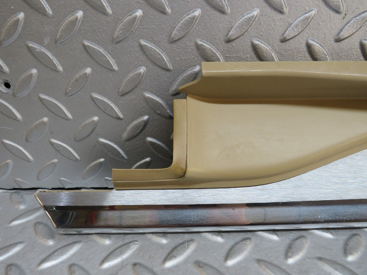 38286 Mercedes-Benz R129 280SL Coupe Left Door Sill Beige 1296800335