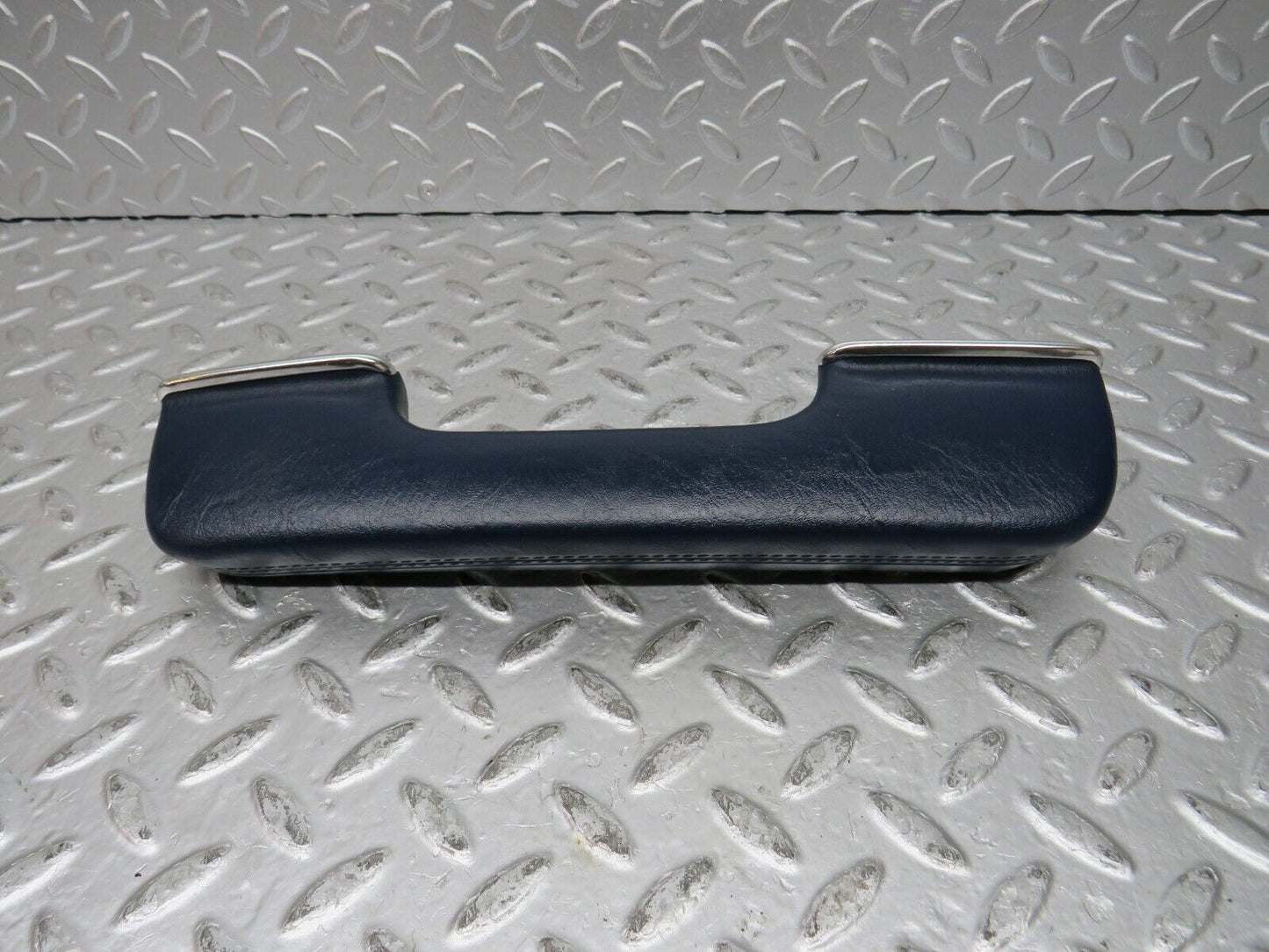 31981 Mercedes-Benz W123 230E Rear Right Interior Door Handle 1239702001