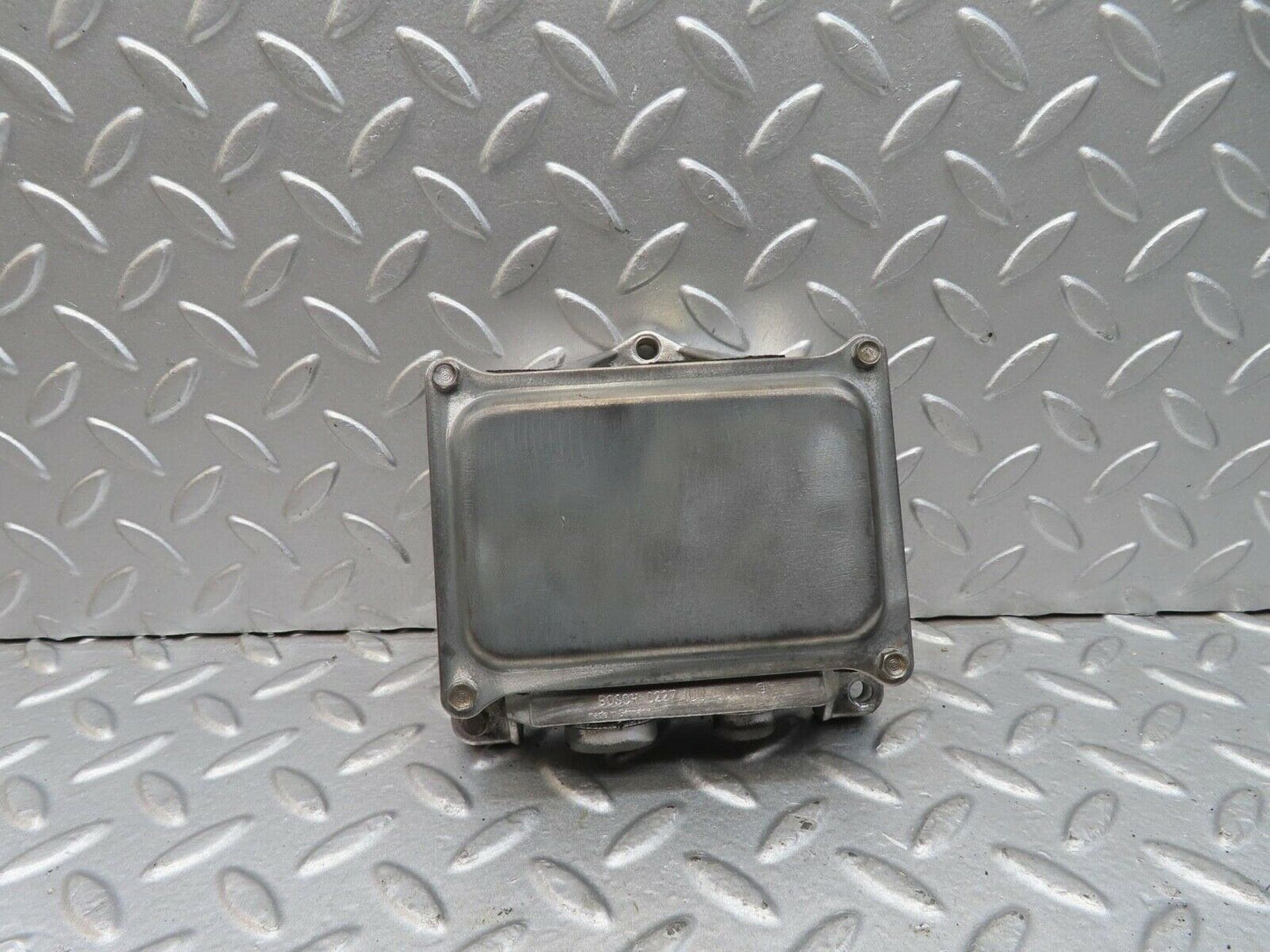 14350 Mercedes-Benz W116 350SE Ignition Control Unit Bosch 0227100001