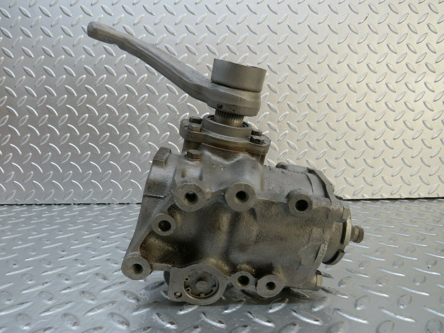 23383 Mercedes-Benz W116 350SE Steering Box Steering Rack RHD 1164610101