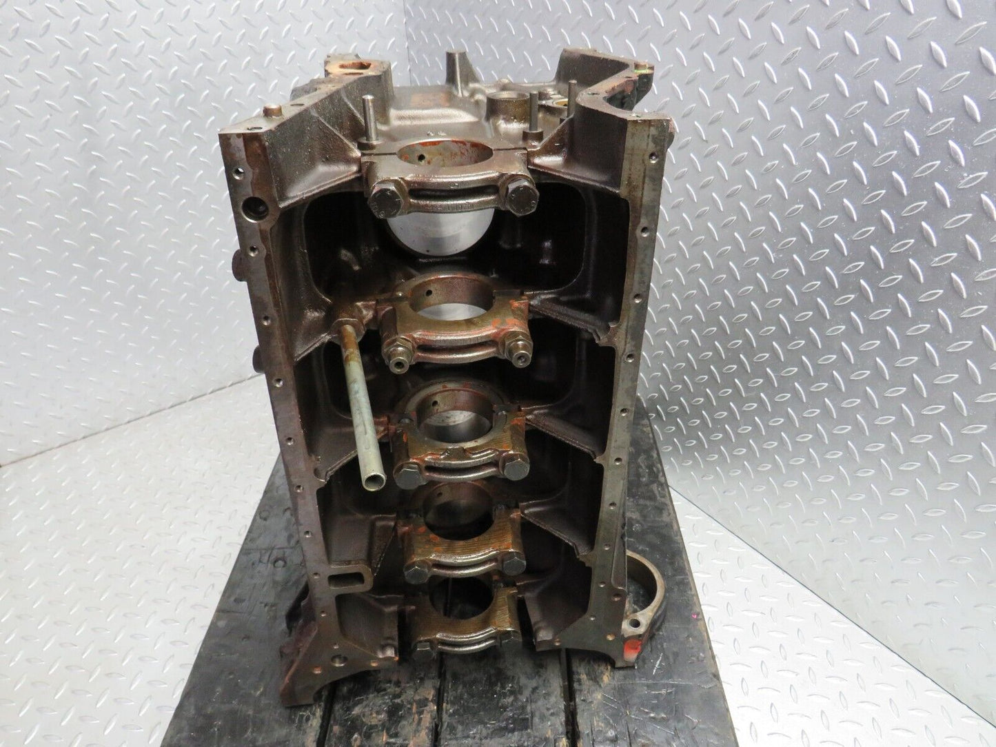 30936 Mercedes-Benz W201 190E Engine Block 1020110501 M102.961