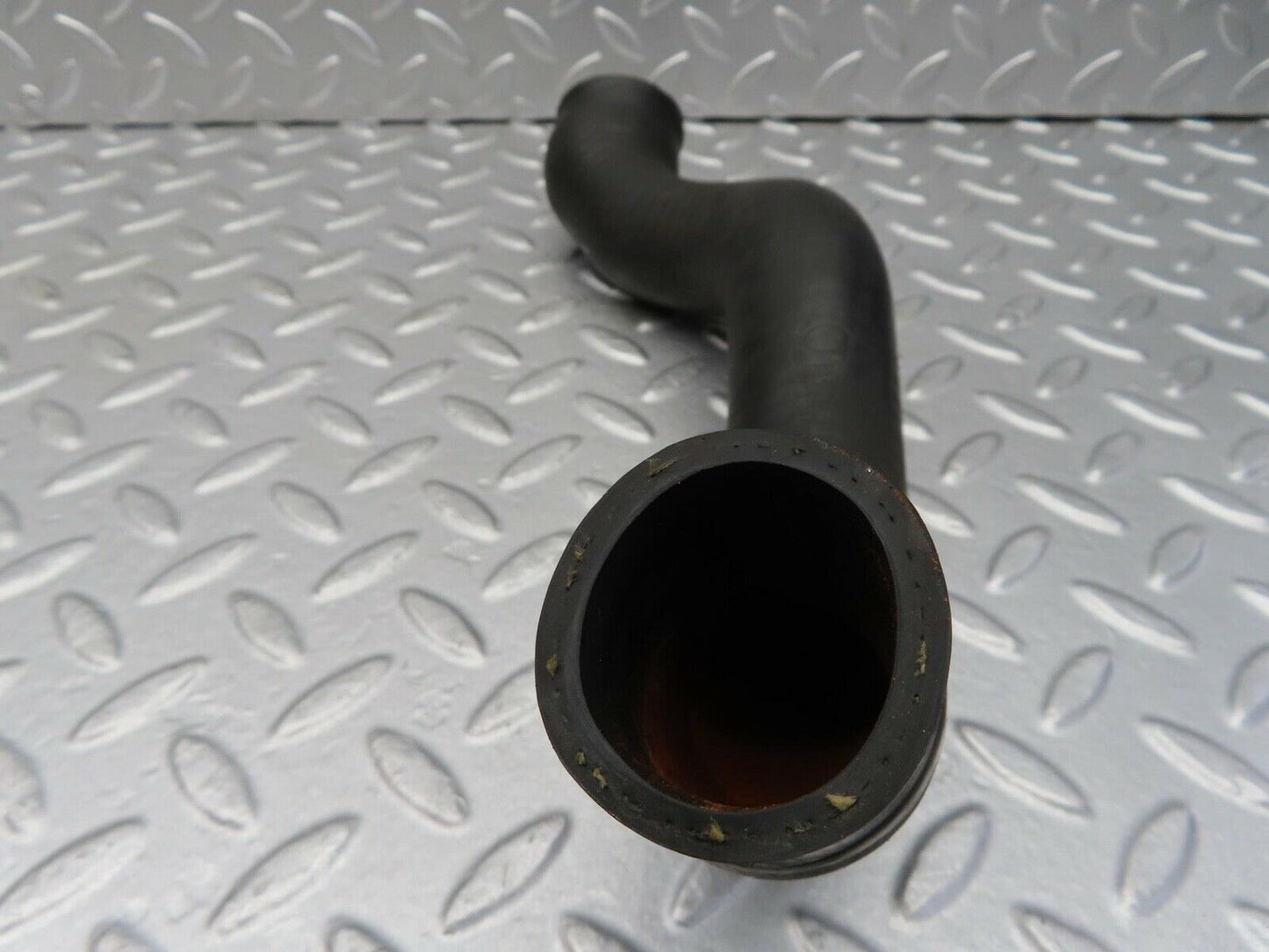 14135 Mercedes-Benz C107 280SLC Radiator Coolant Hose 1075010282