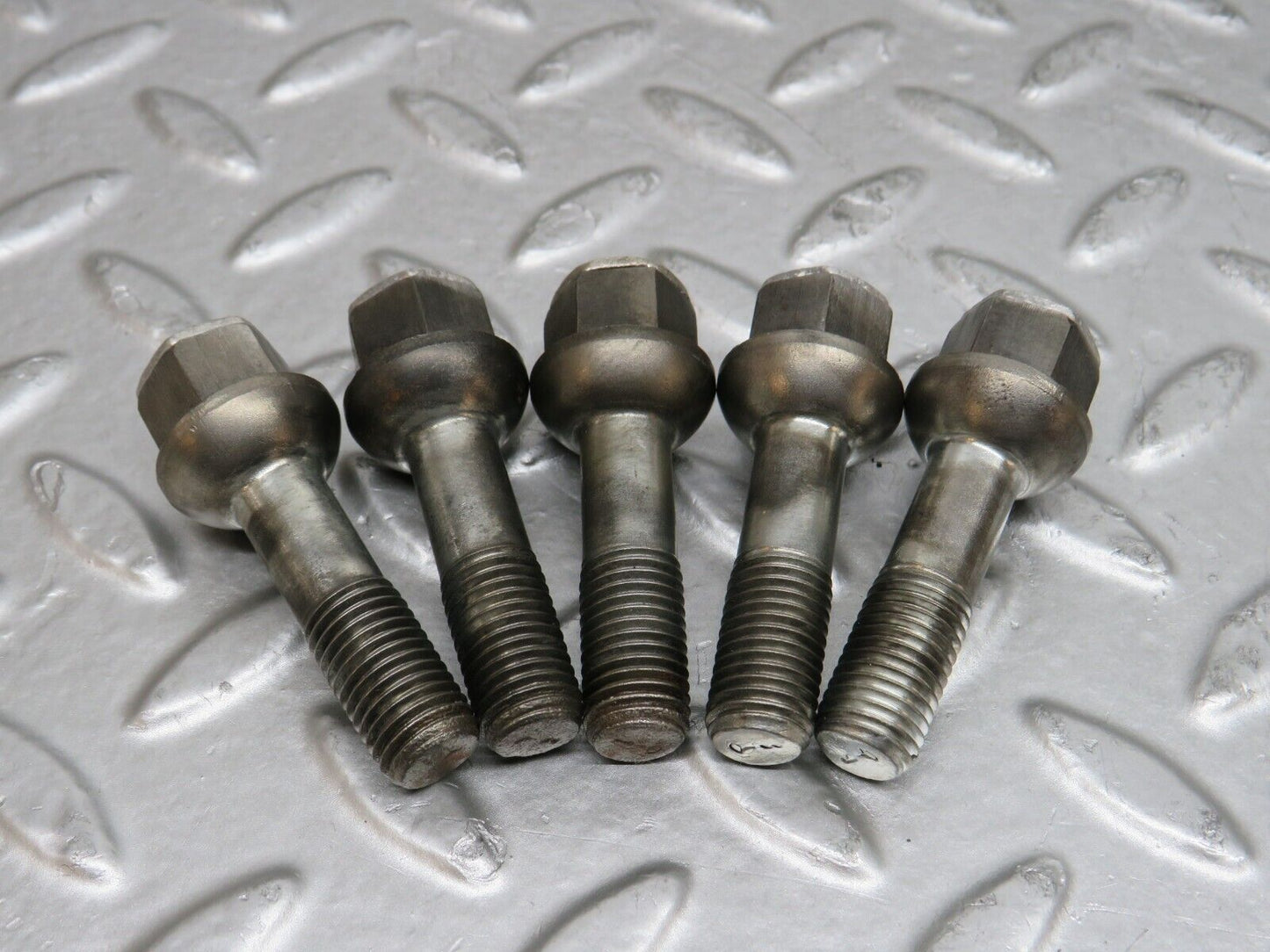 29582 Mercedes-Benz 5x Alloy Wheel Lug Bolt M12x1.5