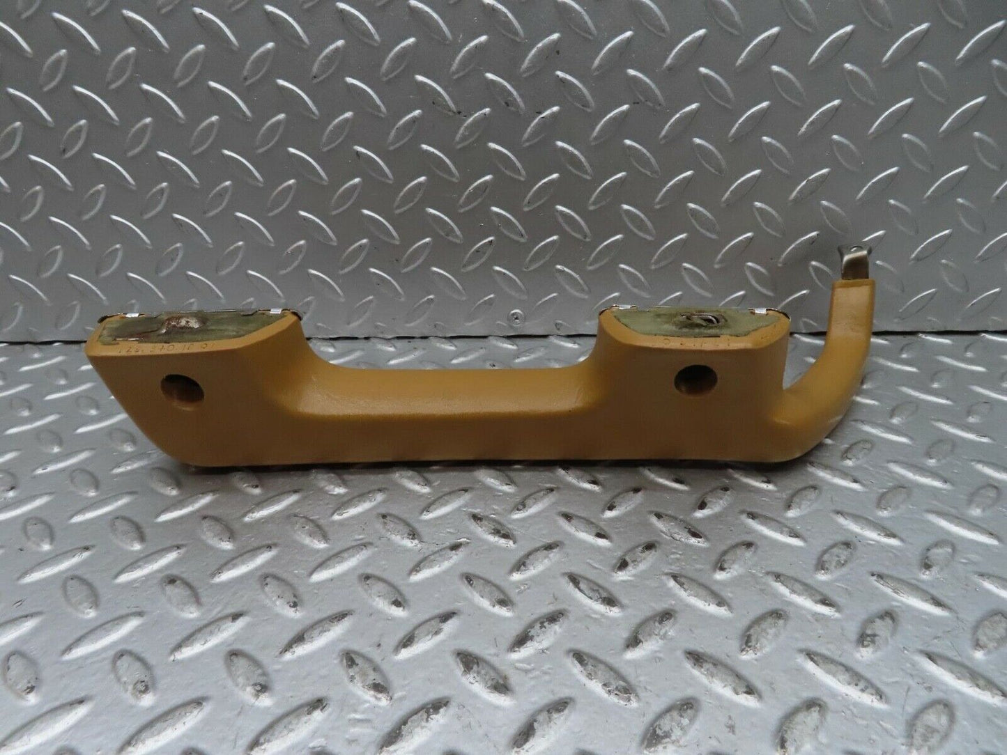 15845 Mercedes-Benz W123 280E Rear Right Interior Door Handle Beige 1239701801