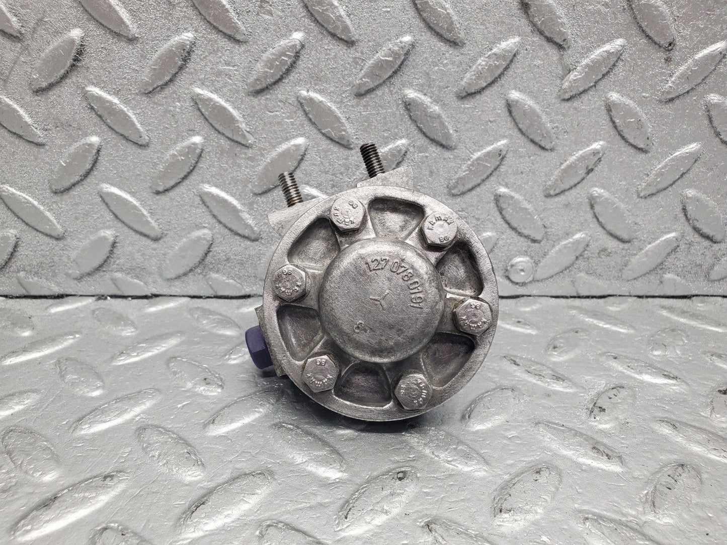 W112 fuel backflow damper regulator used OEM