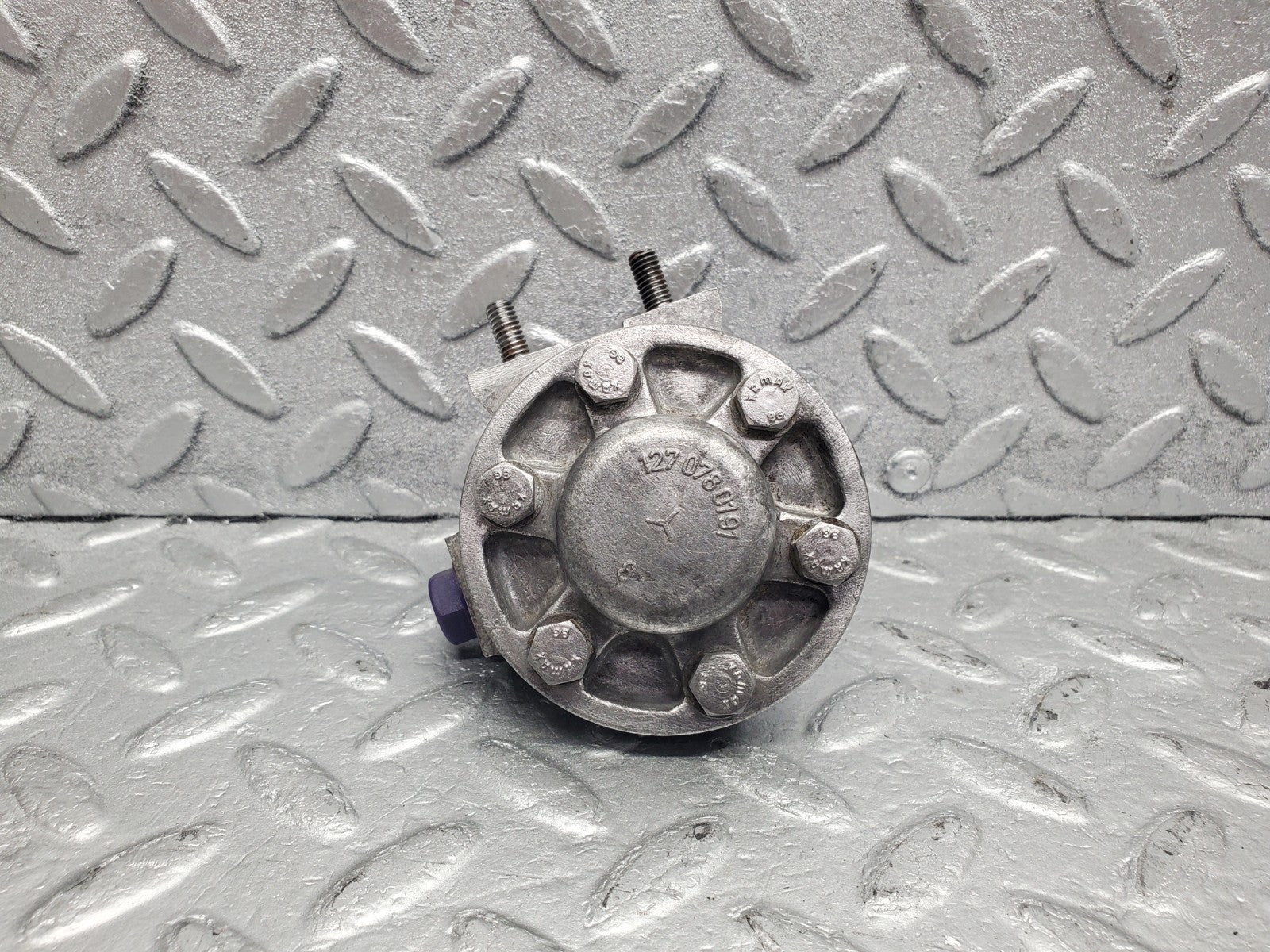 W112 fuel backflow damper regulator used OEM