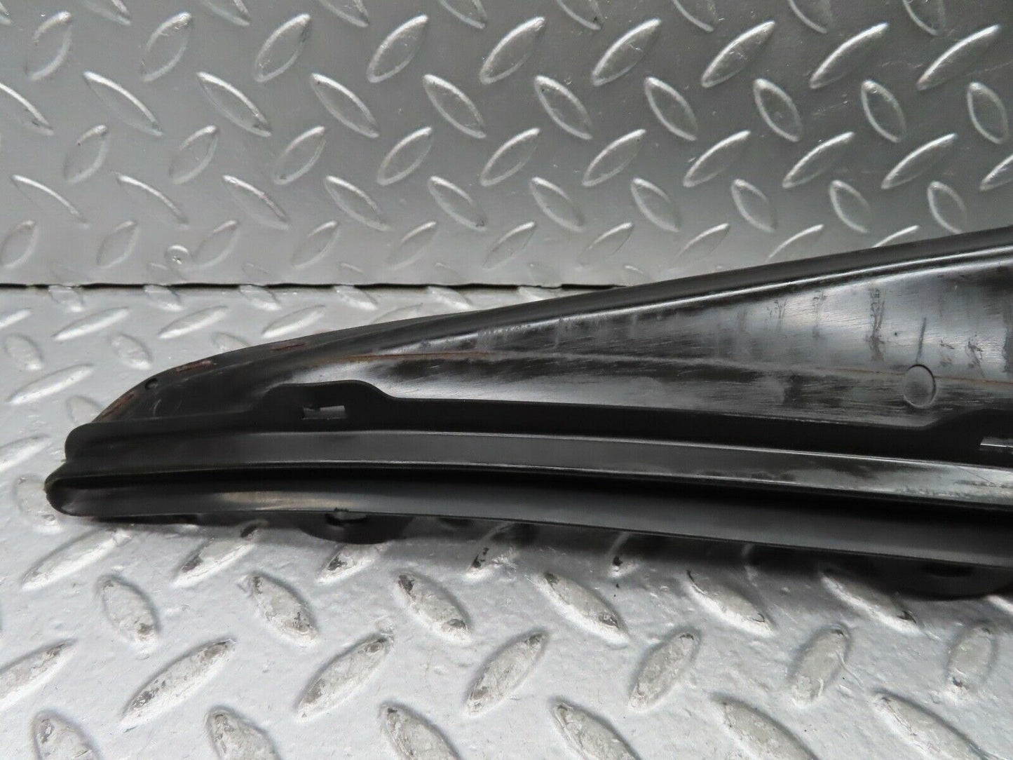 20596 Mercedes-Benz R107 450SL Coupe Air Duct Vent Left Side
