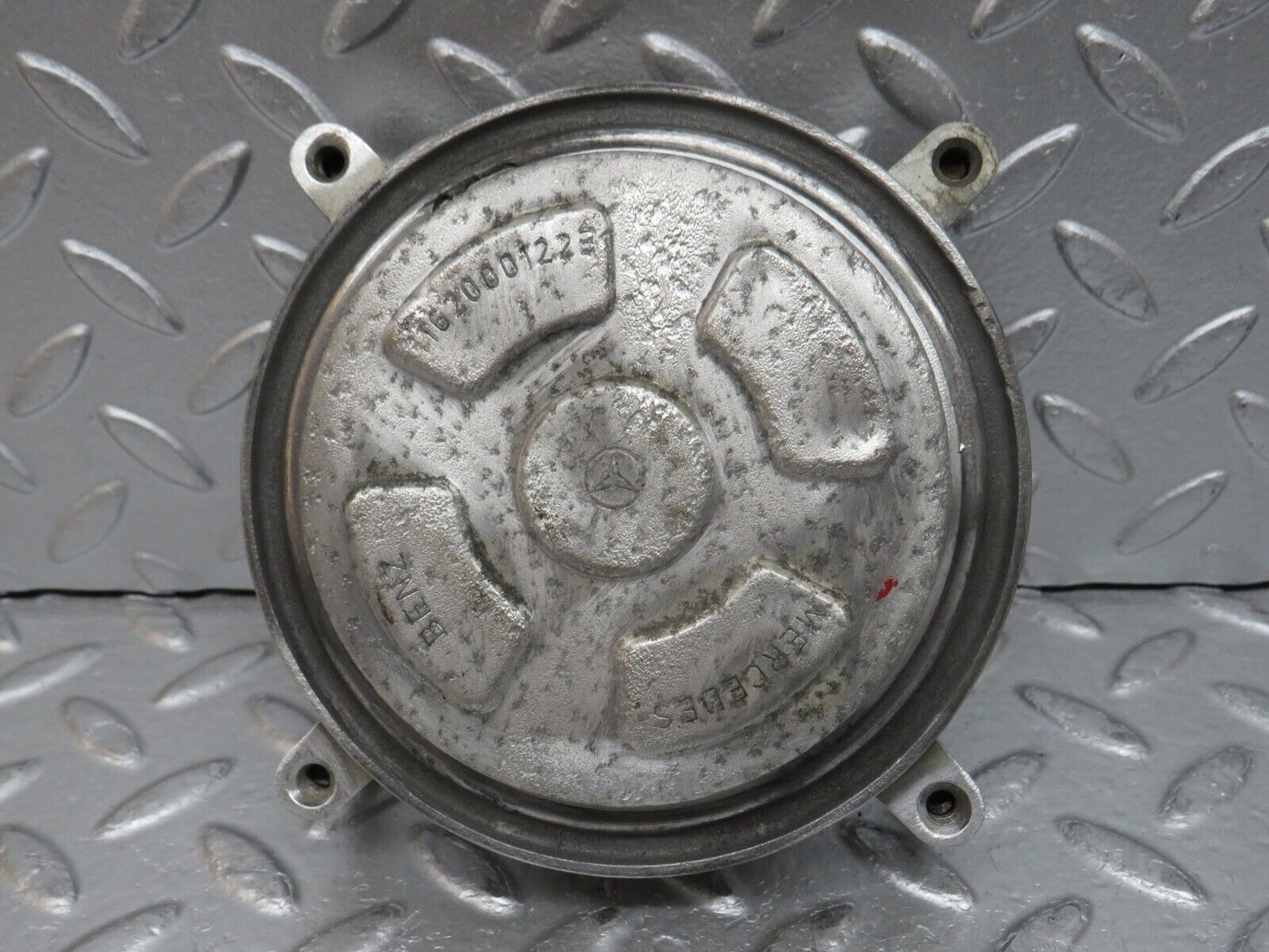 0069 Mercedes-Benz W116 350SE Engine Cooling Fan Clutch 1162000122