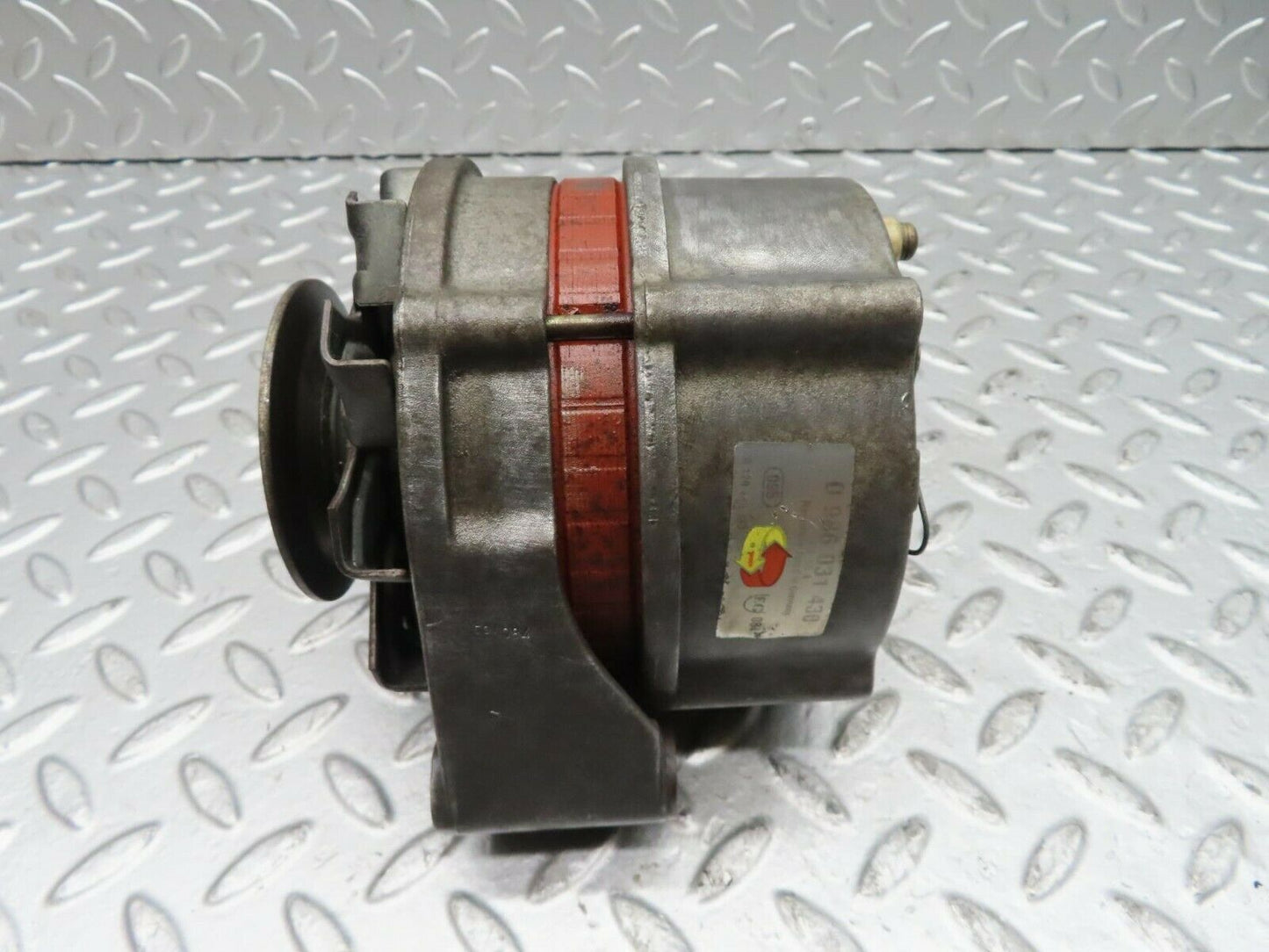 15281 Mercedes-Benz W123 230E Alternator Generator 0986031430
