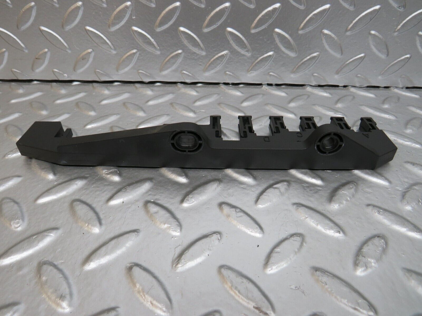 24621 Mercedes-Benz W140 S320 Leg Room Bracket 1405460843