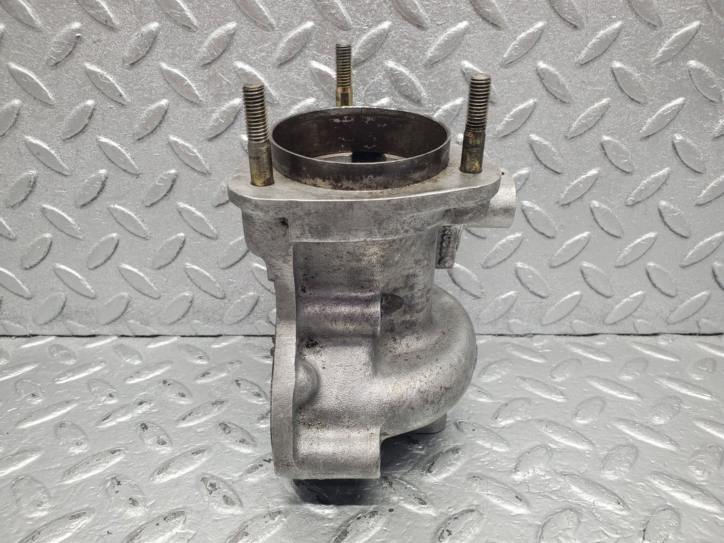 W112 injection pump drive housing used OEM