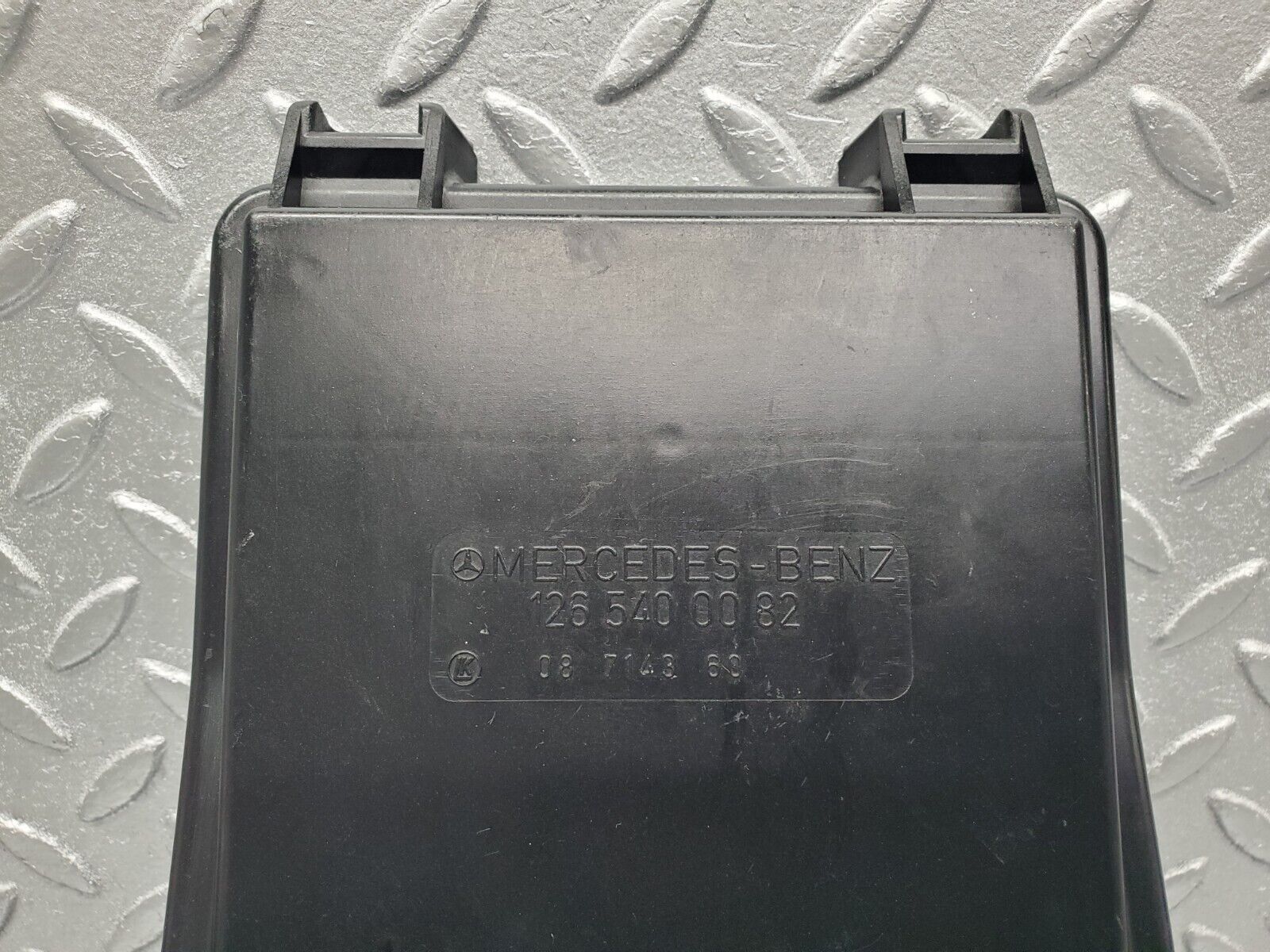 44051836