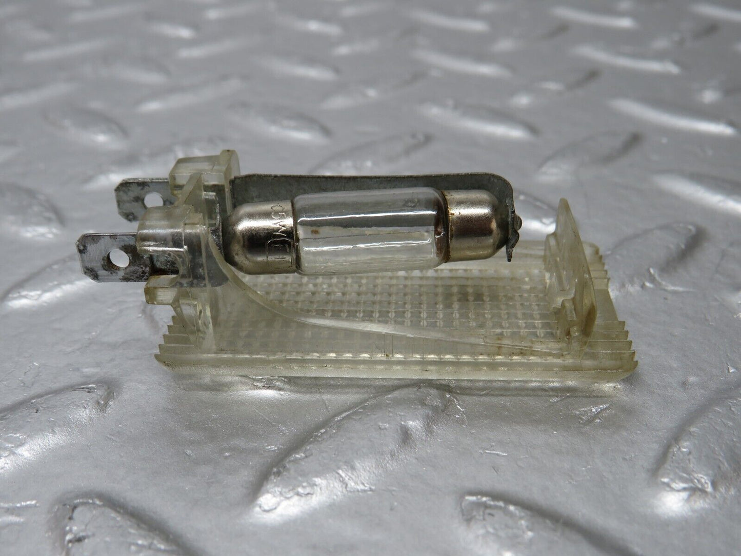 34642 Mercedes-Benz C126 380SEC Coupe Glove Box Light