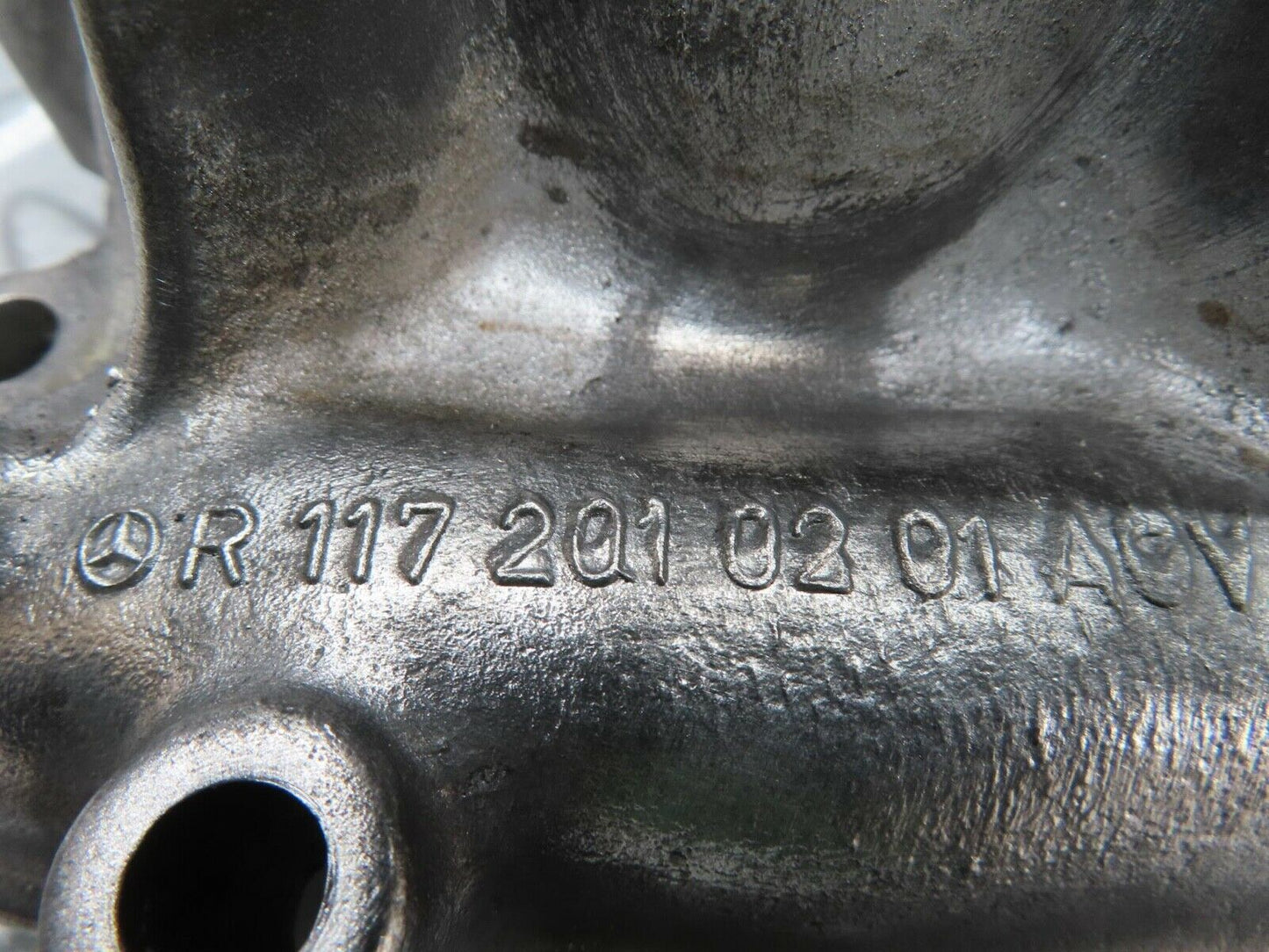 14361 Mercedes-Benz W116 350SE Water Pump With Thermostat Housing 1172010201 1162030374