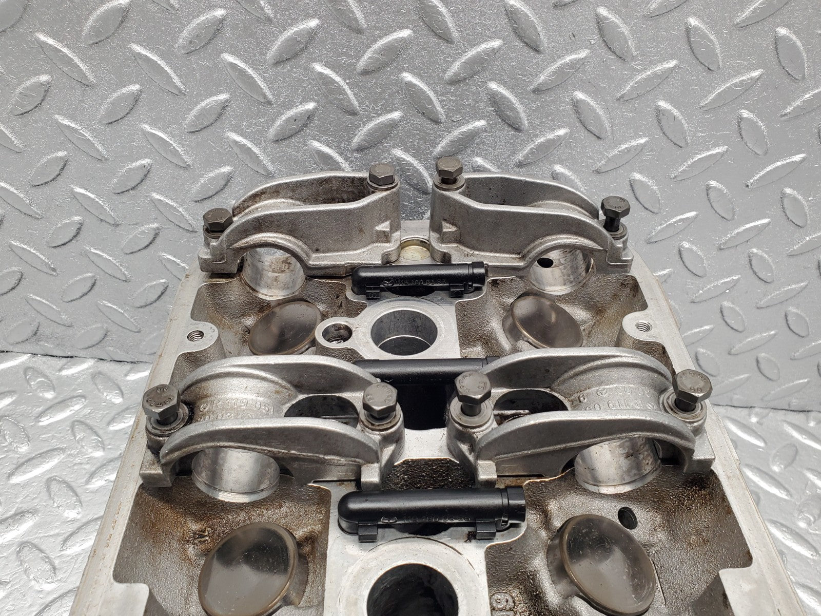 W140 cylinder head left side used OEM
