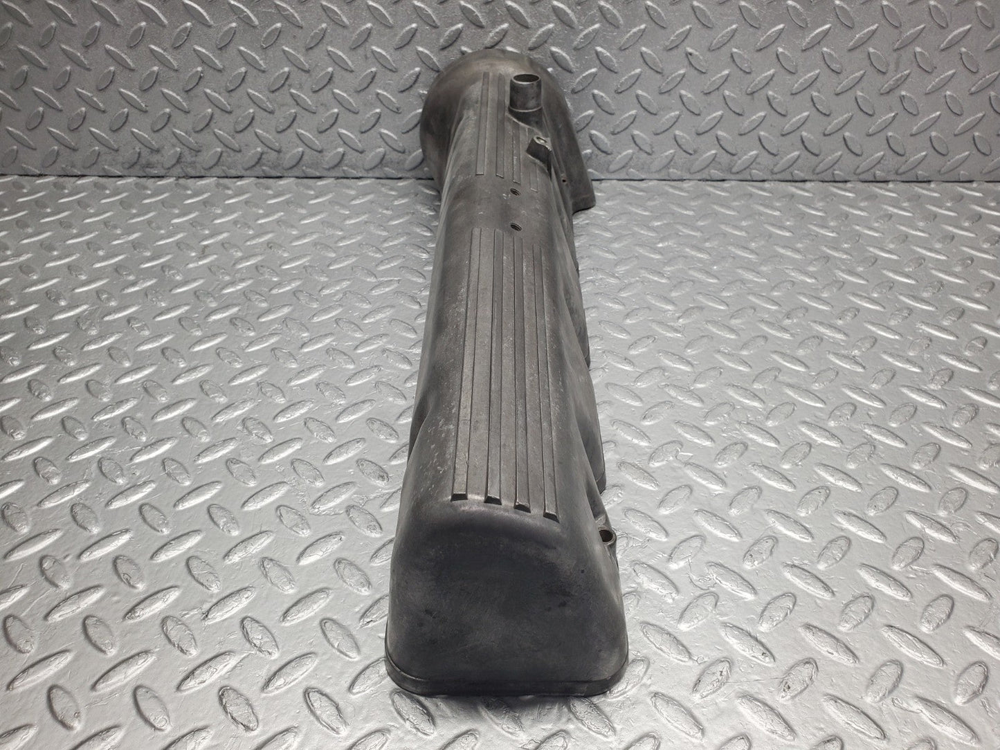 W126 Coupe cylinder head valve cover left used OEM