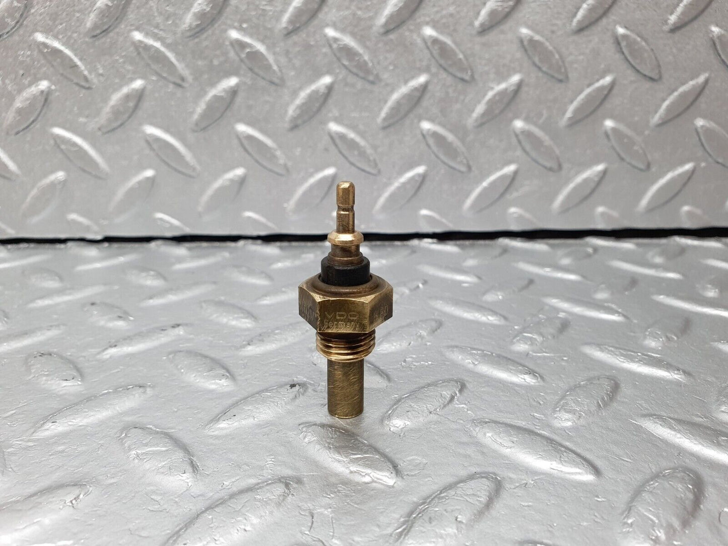 41333 Mercedes-Benz W123 280E Coolant Temperature Sensor VDO 0055421017