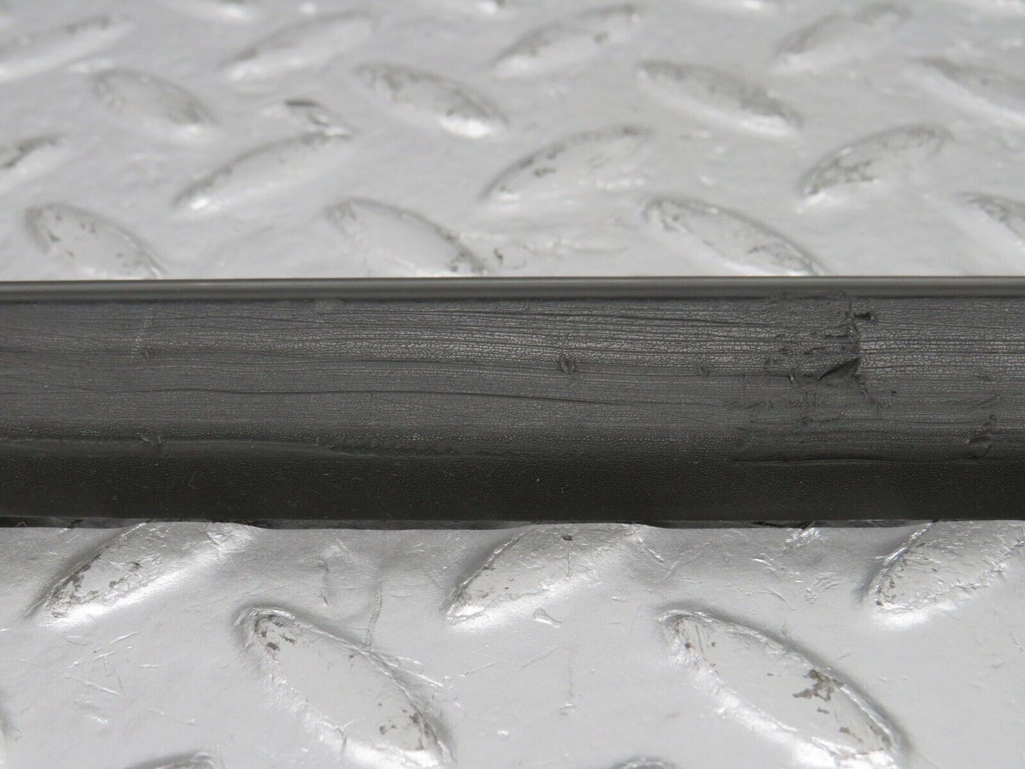 33849 Mercedes-Benz W201 190E 2.0L Rear Left Door Centre Moulding Trim