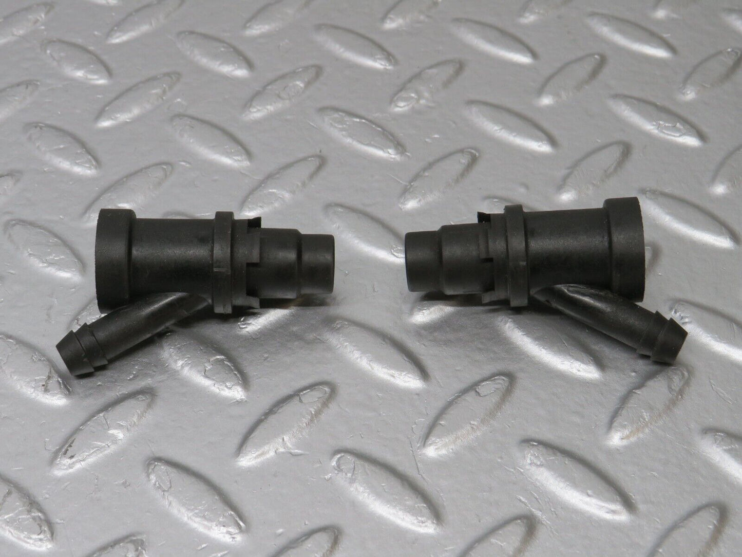40266 Mercedes-Benz R107 Coupe Fuel Injector Holder 2x
