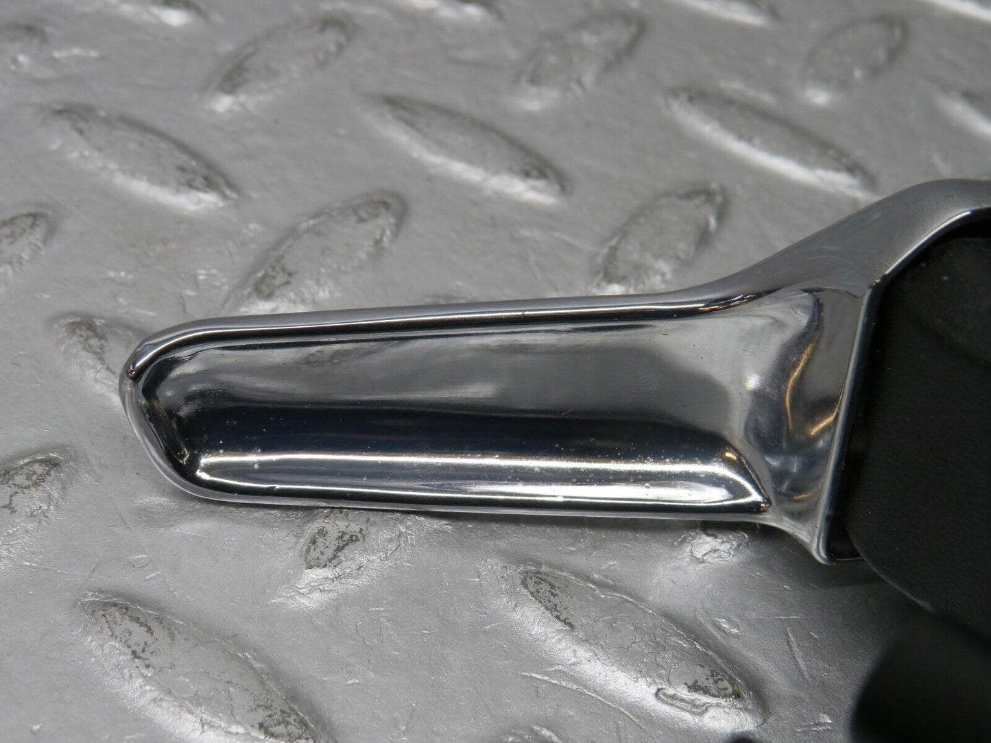 38473 Mercedes-Benz R129 280SL Coupe Left Door Interior Handle