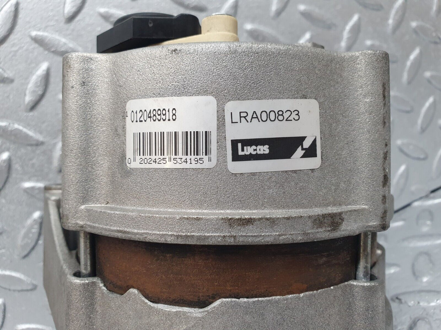 43950 Mercedes-Benz C123 230CE Coupe Alternator Generator Lucas LRA00823