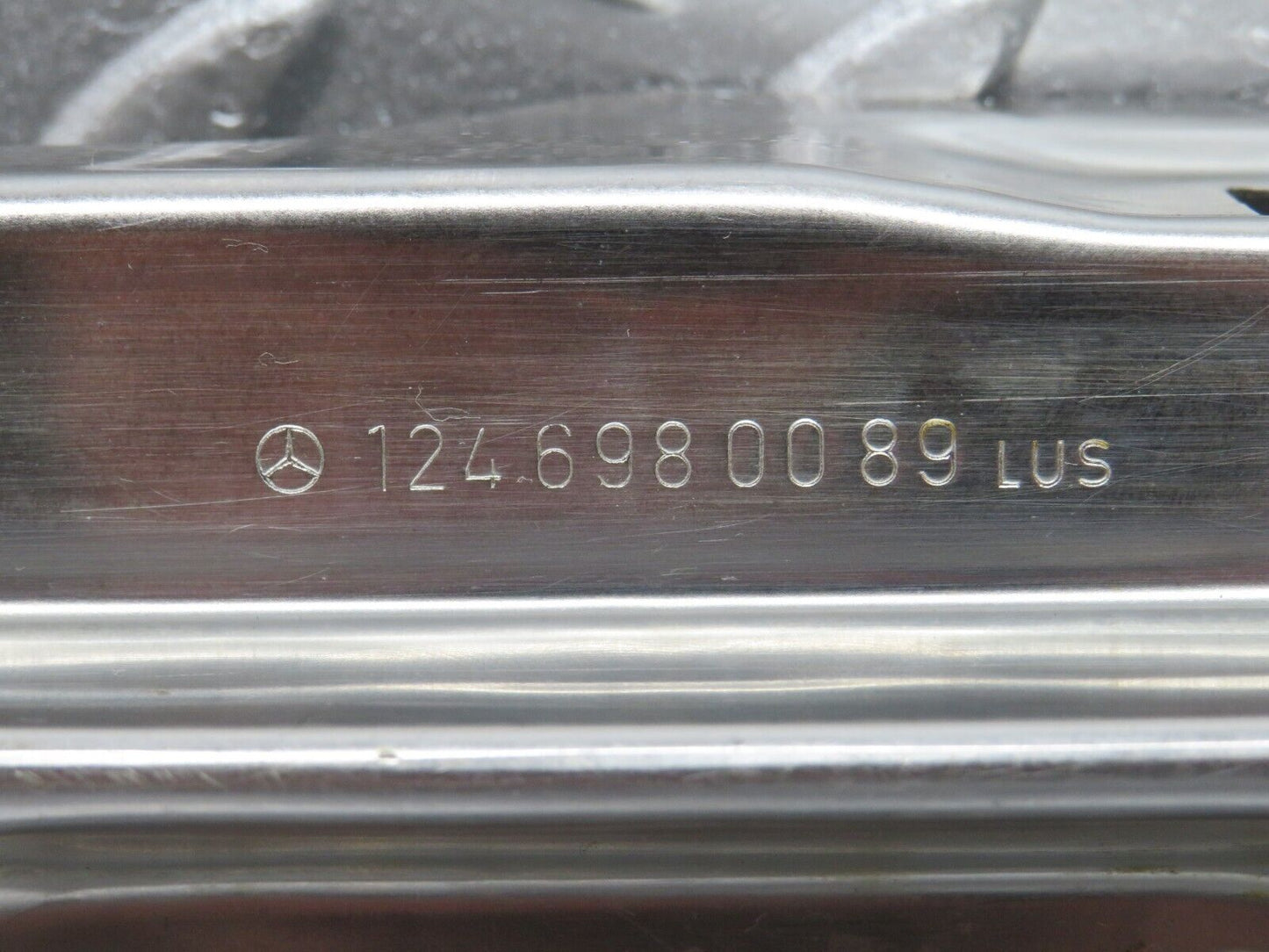 32501 Mercedes-Benz S124 300TE Trunk Edge Chrome Moulding 1246980089 000584503