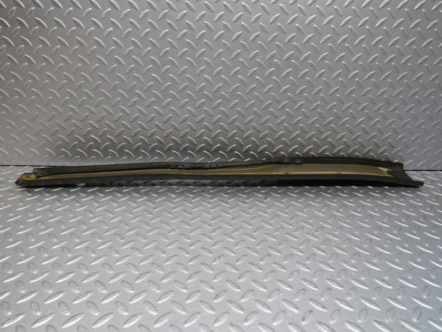 40240 Mercedes-Benz W110 230 B Pillar Cover Right Side