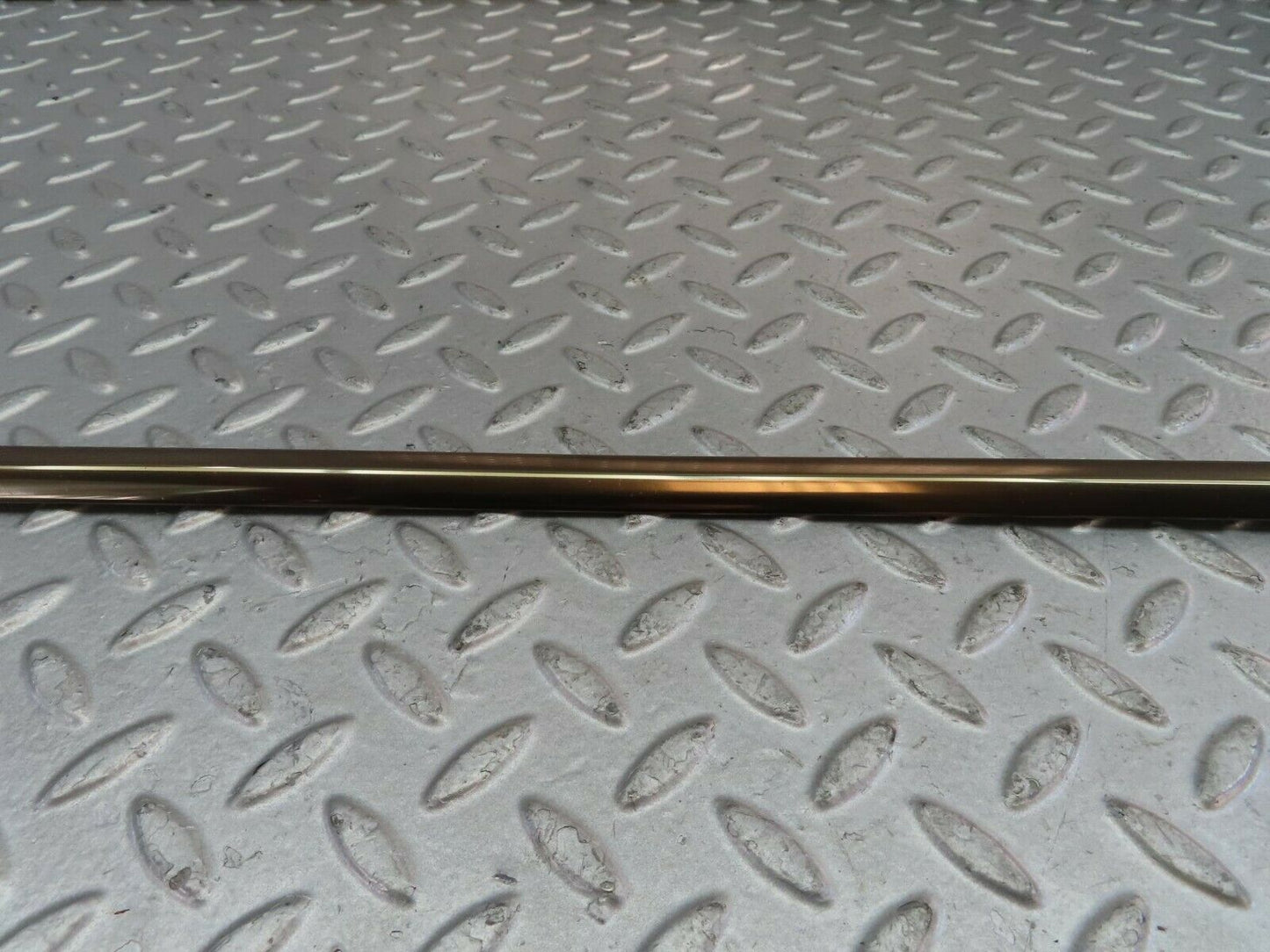 9542 Mercedes-Benz C124 300CE Coupe Front Left Door Chrome Trim