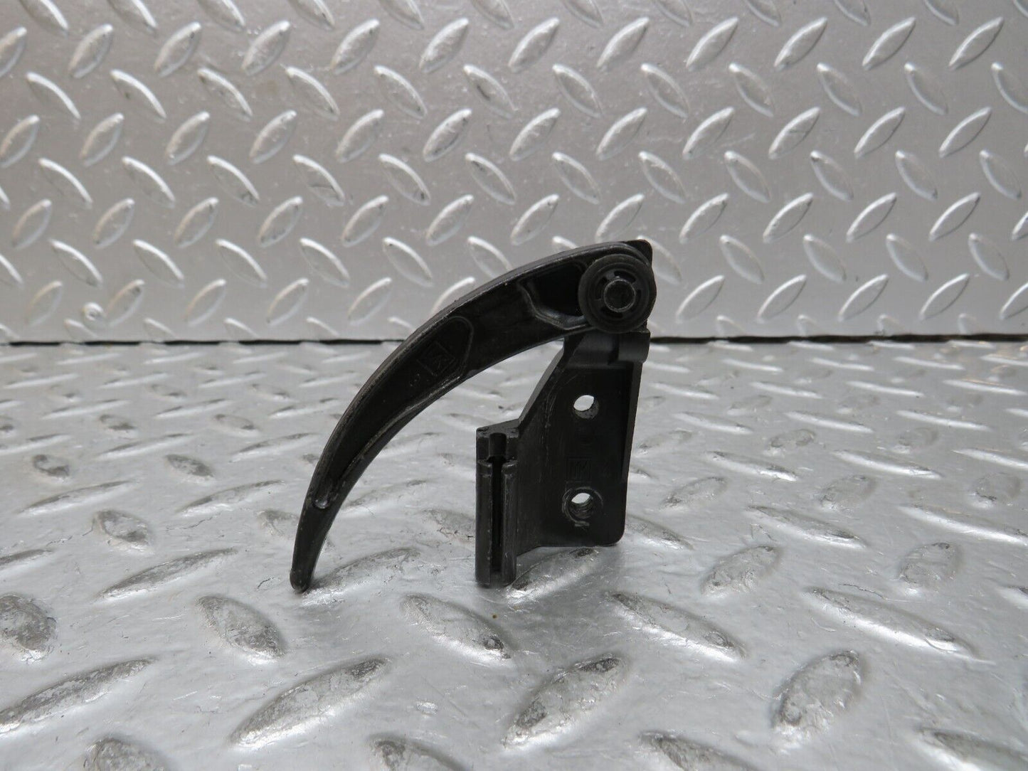 28592 Mercedes-Benz W123 230E Hood Opener Bonnet Opener Release