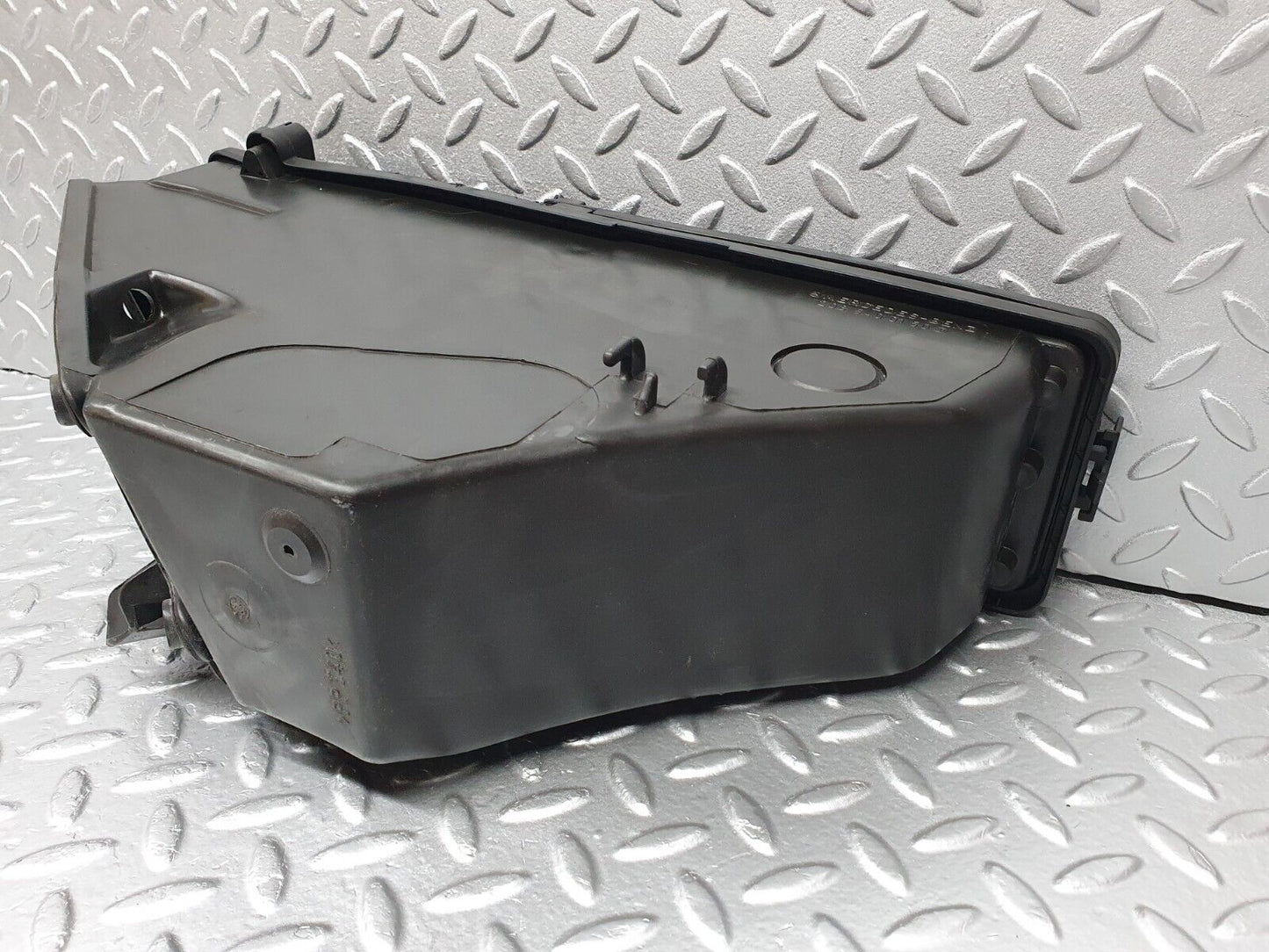 41817 Mercedes-Benz W202 C200 Fuse Box 2085400150 2025453700