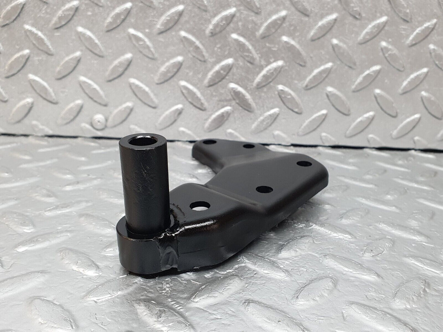 44217 Mercedes-Benz C123 230CE Coupe Alternator Generator Bracket