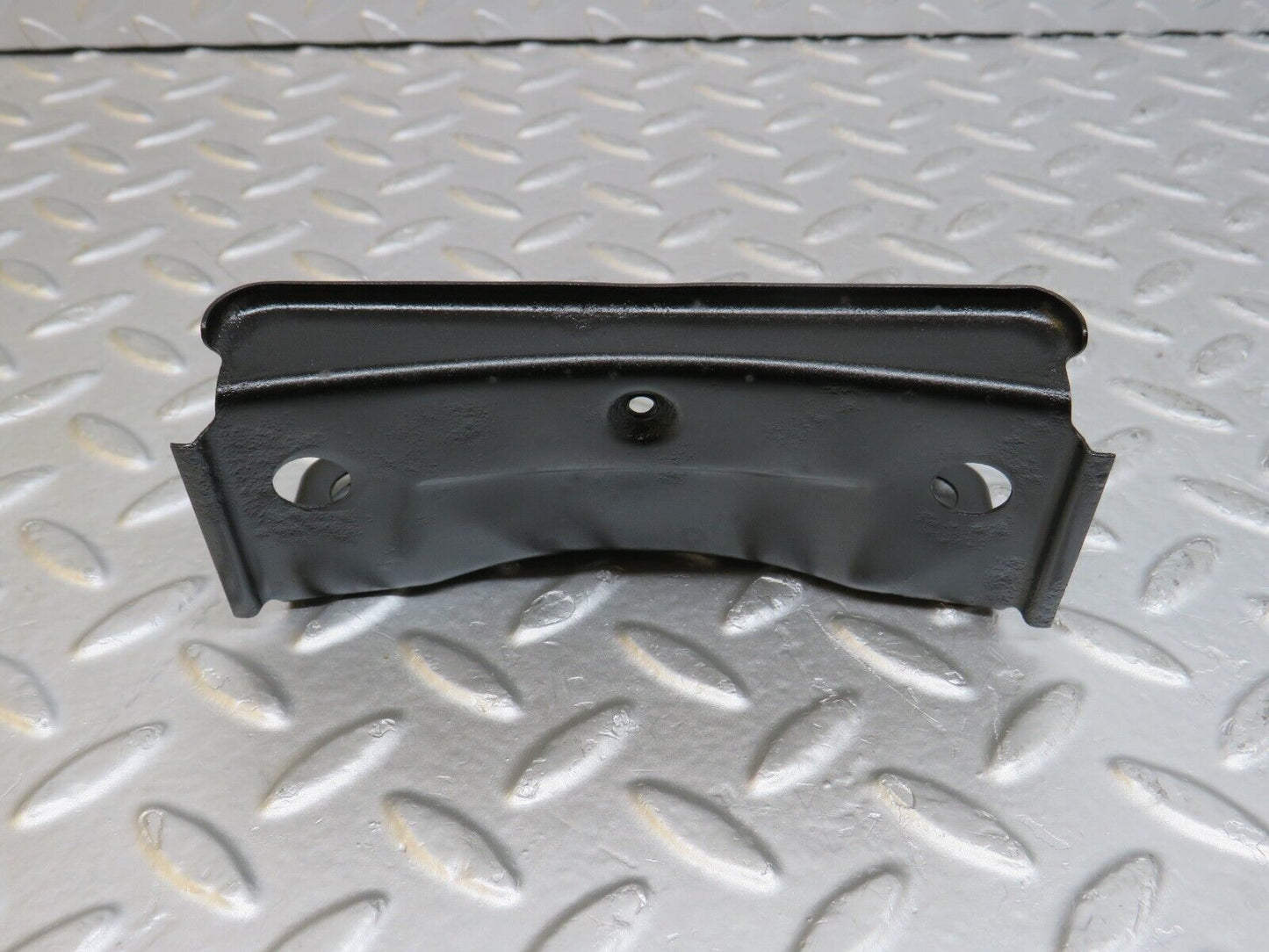 36792 Mercedes-Benz W201 190E 2.0L Gearbox Mount Bracket