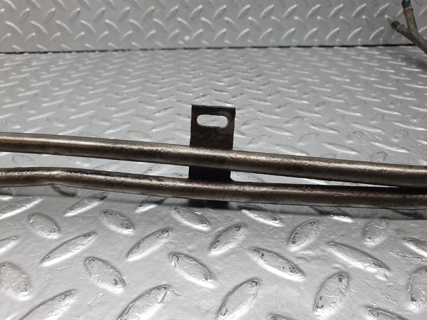 41194 Mercedes-Benz W126 300SE Oil Cooling Pipe Line