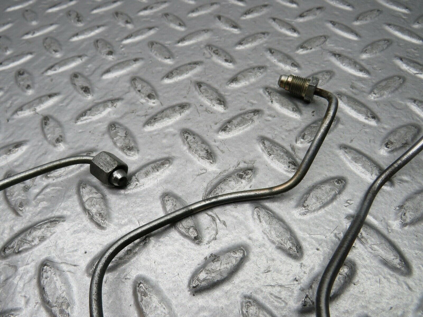 21792 Mercedes-Benz W126 300SE Fuel Line Hose Set