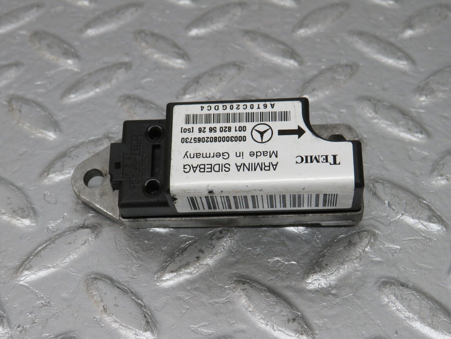 33170 Mercedes-Benz W210 Airbag Crash Sensor 0018205626