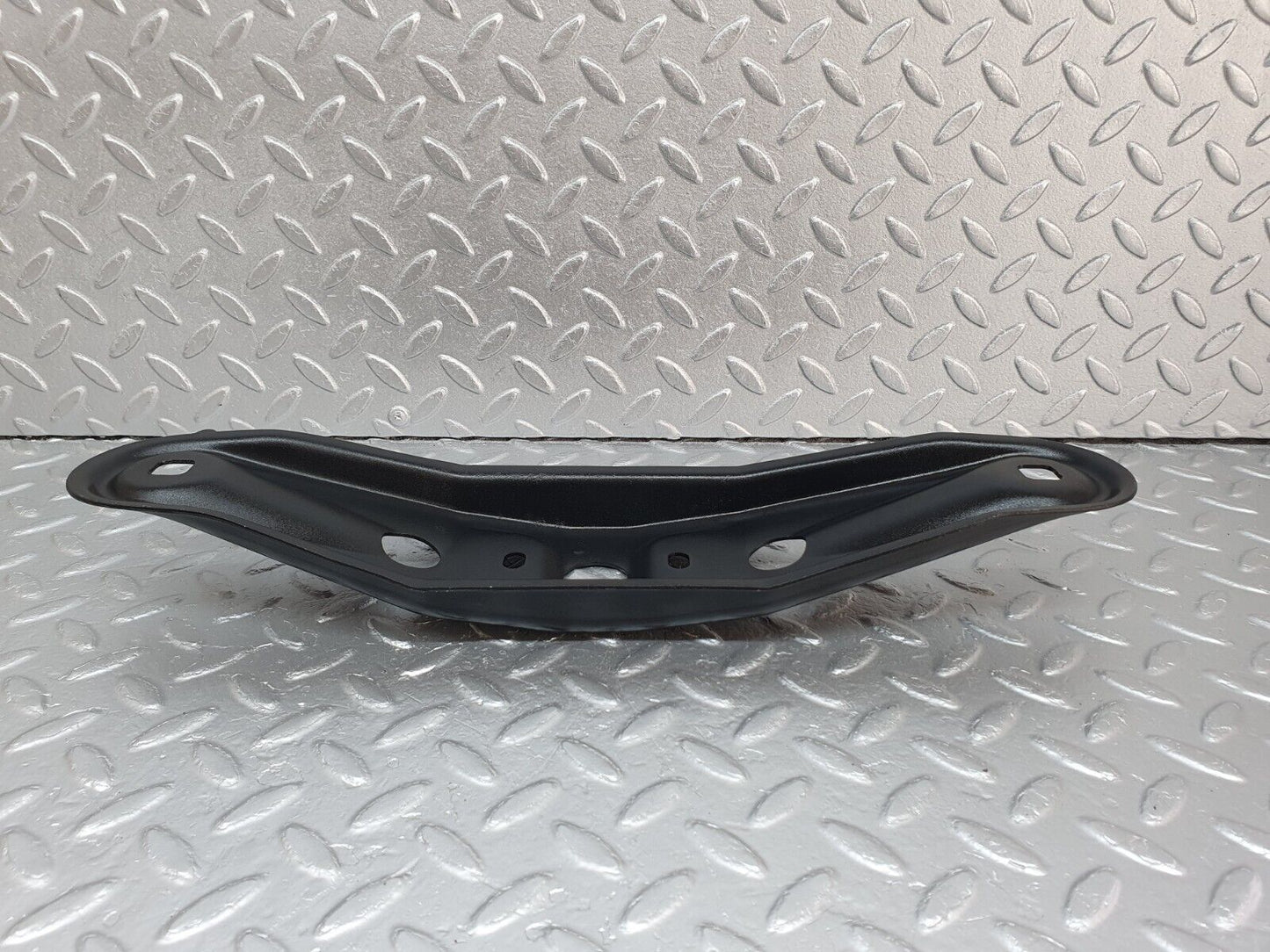 41497 Mercedes-Benz W124 200E Gearbox Mount Bracket