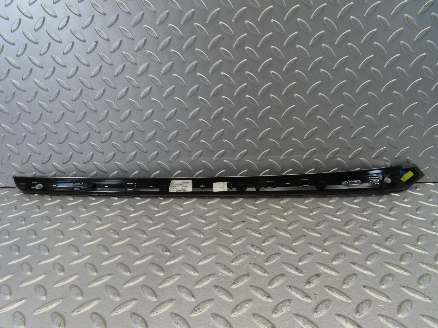 11103 Mercedes-Benz W221 S320 Front Left Interior Wood Trim 2217200322