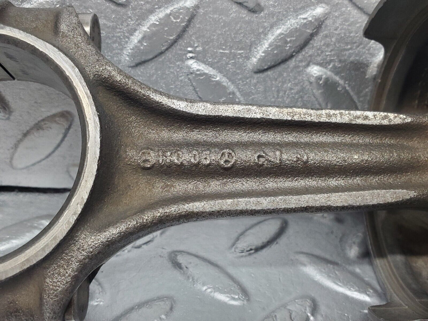 44300 Mercedes-Benz W123 280E Piston With Connecting Rod 85.985Mm 11005