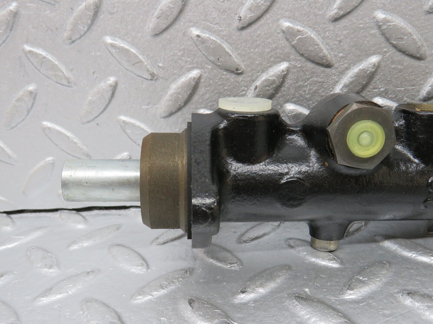 38219 Mercedes-Benz W110 W111 Brake Master Cylinder ATE New 03.2123-0609.3