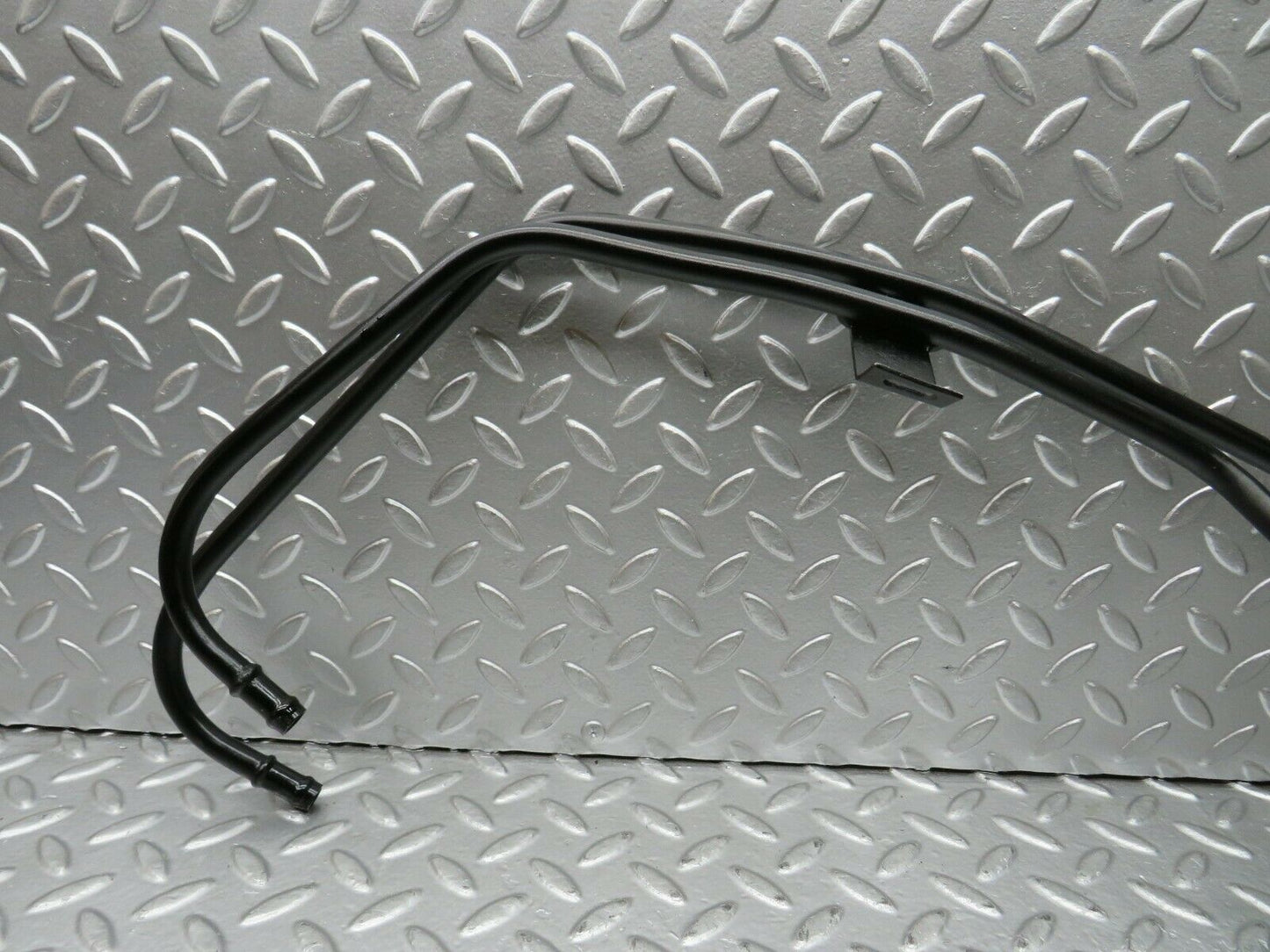 22862 Mercedes-Benz C107 450SLC Coupe Power Steering Oil Cooling Pipe