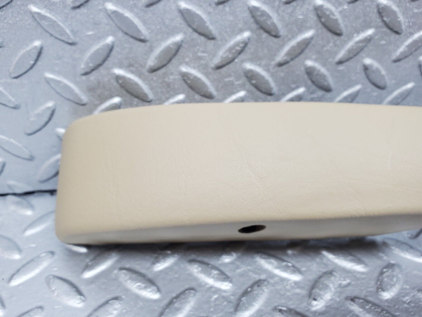 45616 Mercedes-Benz W126 420SE Front Left Interior Door Handle Beige 1269700901