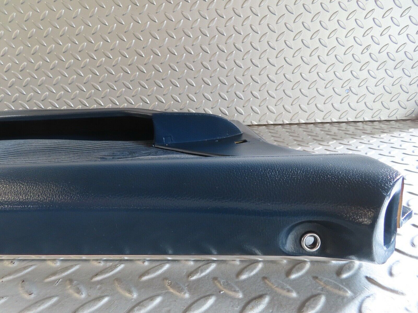 17739 Mercedes-Benz W116 450SEL Front Left Door Card Blue