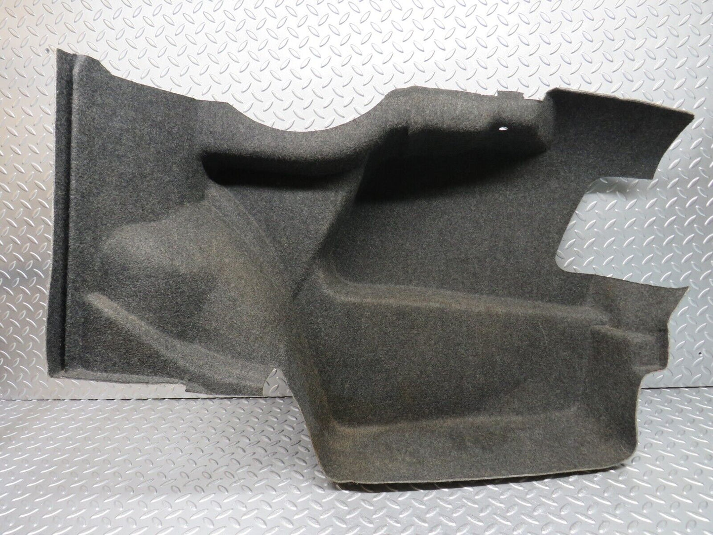 29230 Mercedes-Benz W124 230E Trunk Panel Cover Right