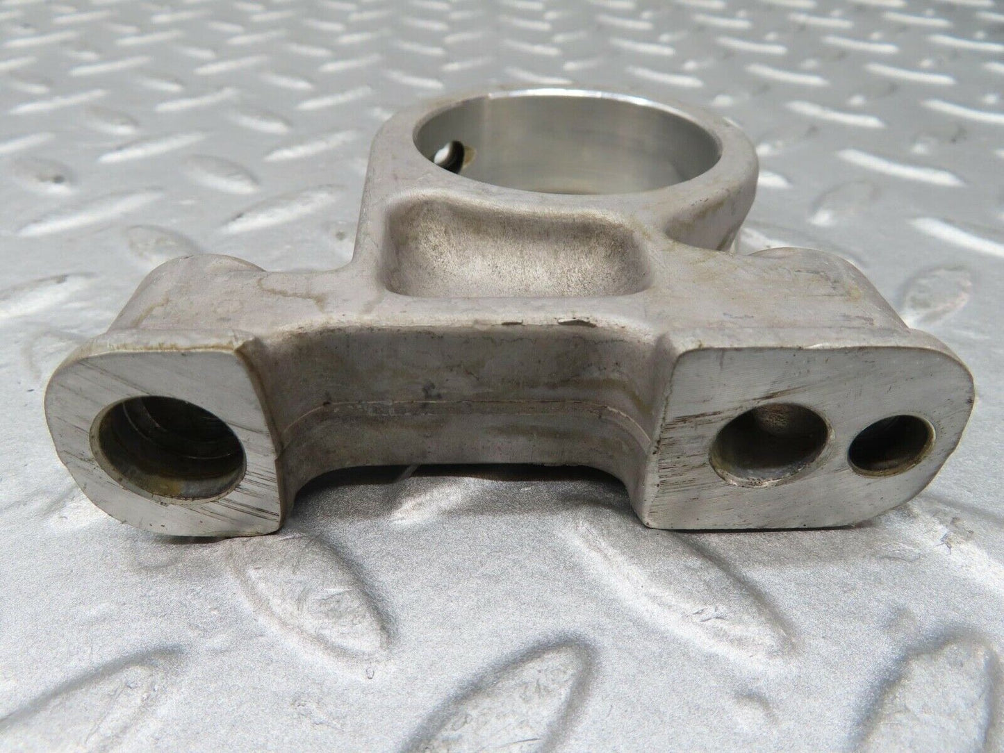 16553 Mercedes-Benz C107 350SLC Coupe Camshaft Tower Bearing 1160512112
