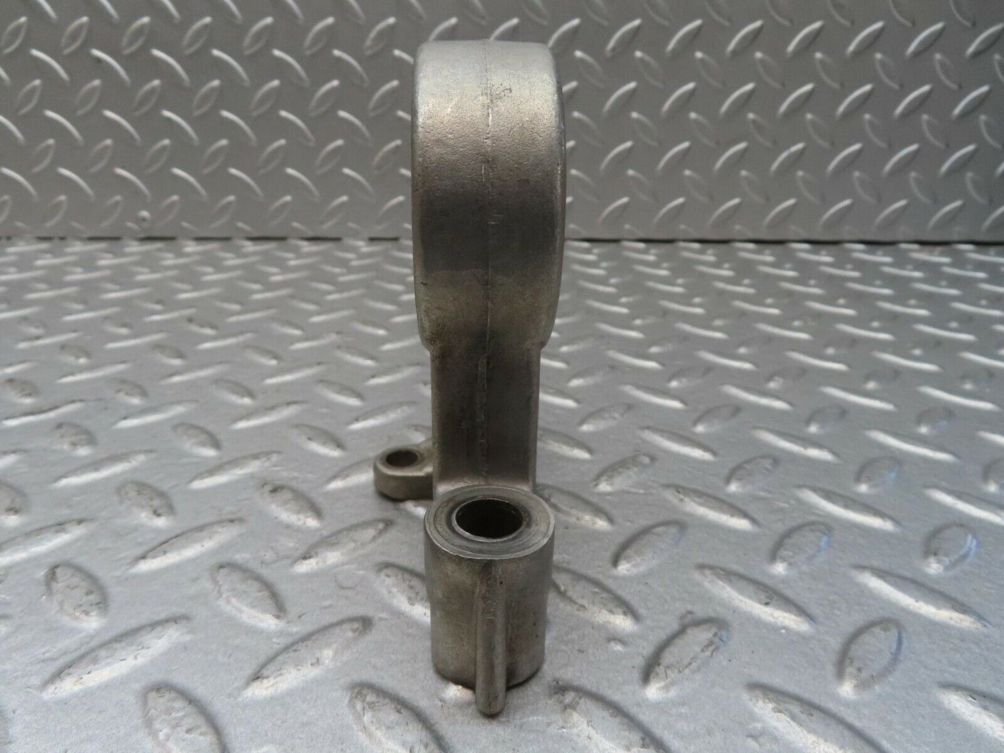 13363 Mercedes-Benz W111 230S Camshaft Tower Bearing 1140510016