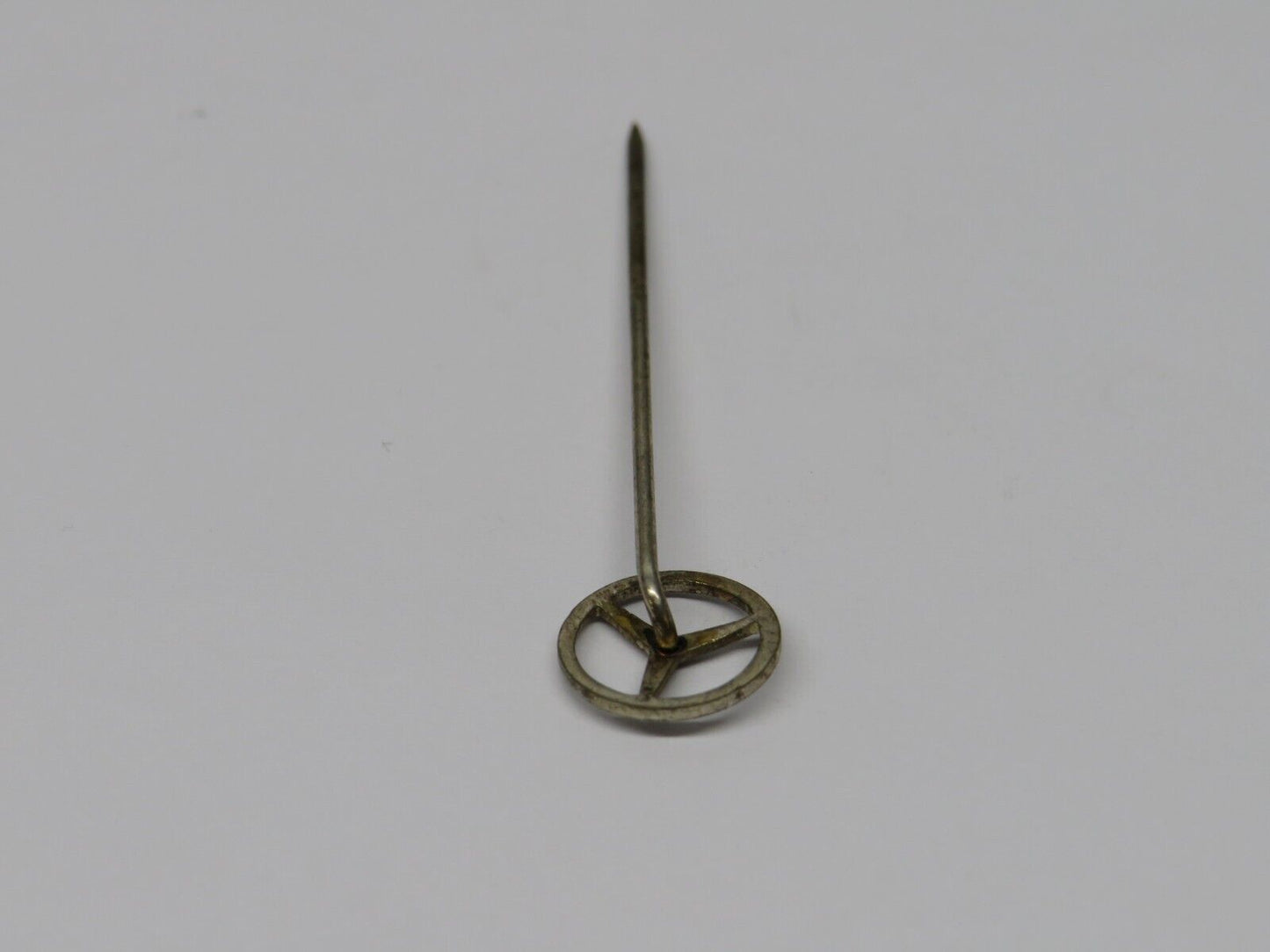 37496 Mercedes-Benz Vintage Lapel Pin Badge