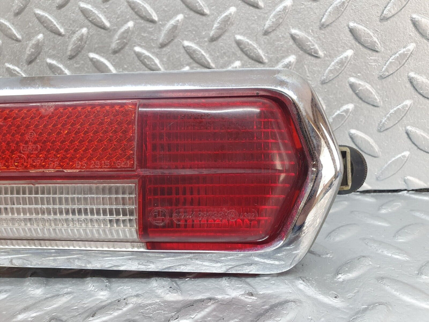 43285 Mercedes-Benz W108 280SE Tail Light Left K33268 1088202364 1088260159 1088260156