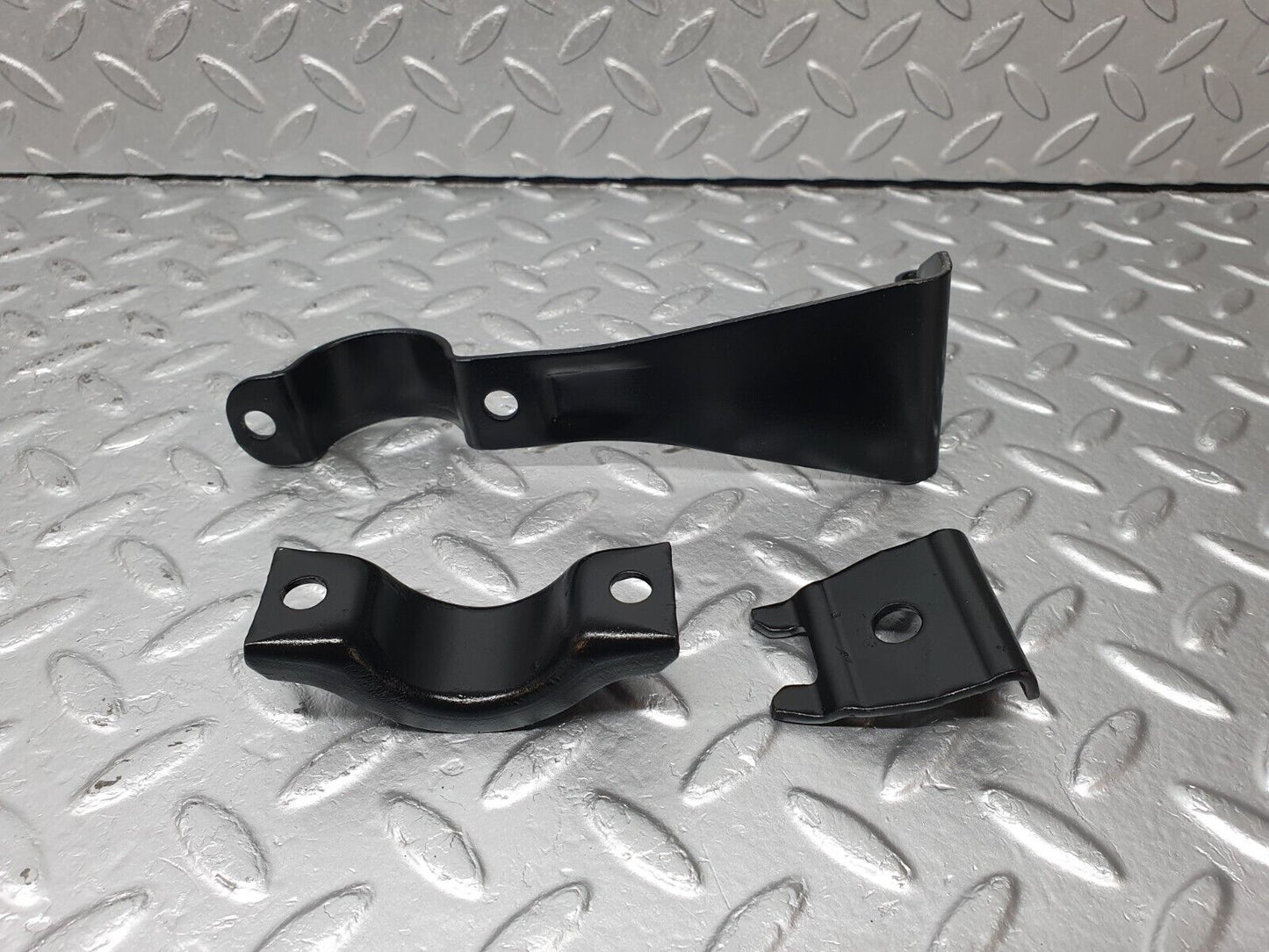 41593 Mercedes-Benz W124 200E Anti Roll Bar Holder Bracket Front Right